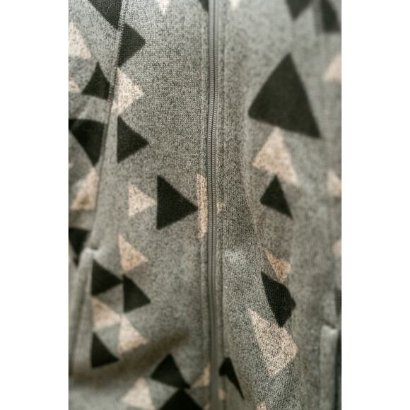 The North Face Women’s Geometric Fleece Zip-Up Jacket – Gray & Black (Size M) - Picture 3 of 4